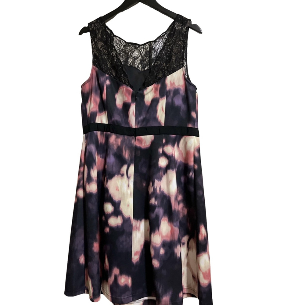 Women's Adrianna Papell Dress Size 16 Black Pink Floral Lace - Picture 3 of 8